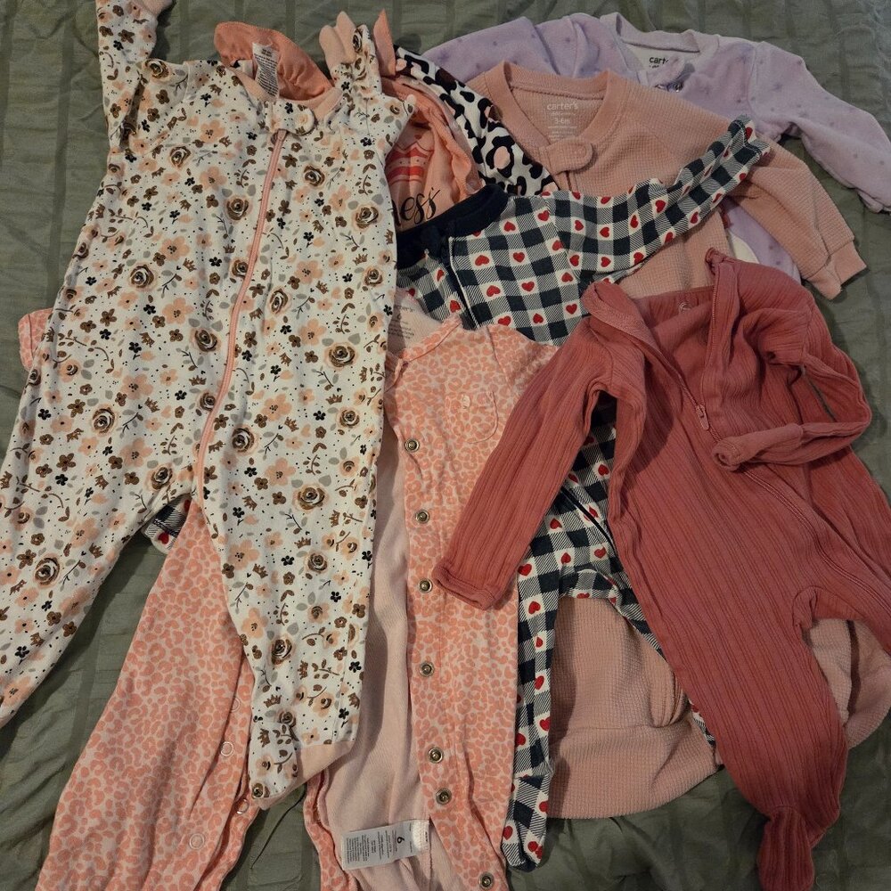 9piece Set of Baby Girl Pajamas in 3-6m & 6m